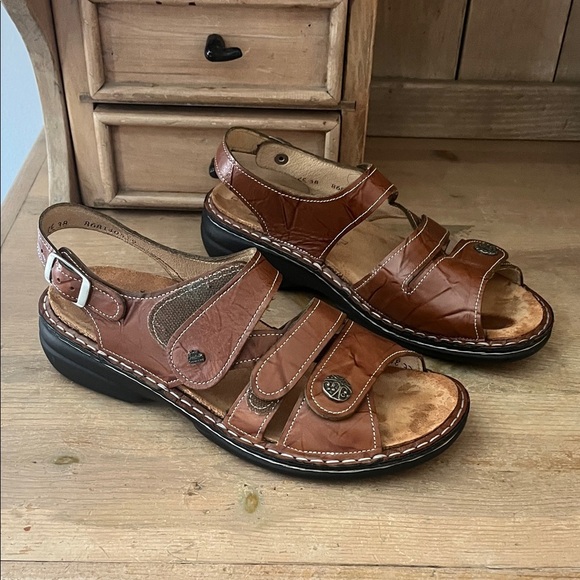 Finn Comfort Gomera-S Sandal size 38 D US 7.5 Wide Cognac Leather Footbed - Picture 2 of 12